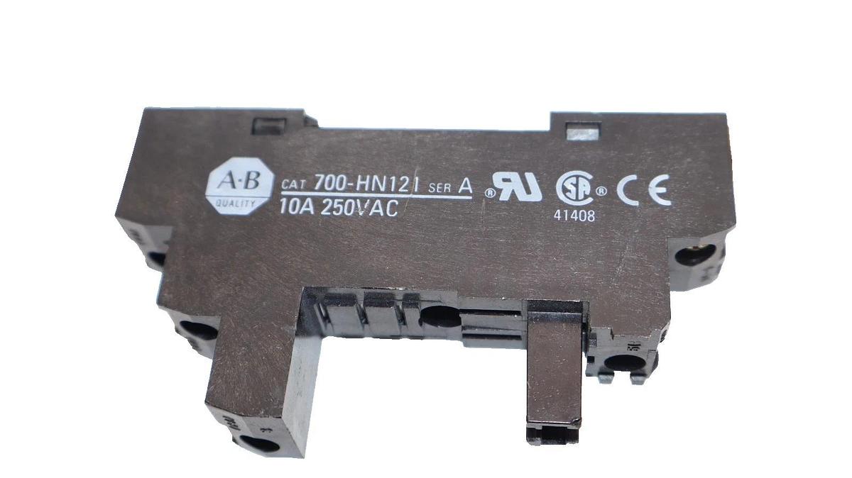 Allen Bradley 700-HN121 Series A 10A 250Vac Relay Socket (New - Lot of 2)