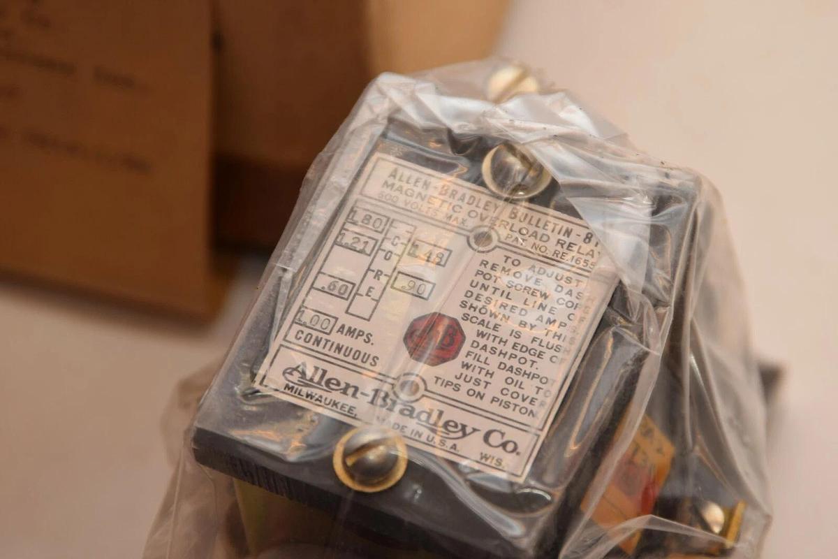 (NEW) ALLEN BRADLEY 810 3380-701080-1925 FT-300 Time Current Solenoid Relay