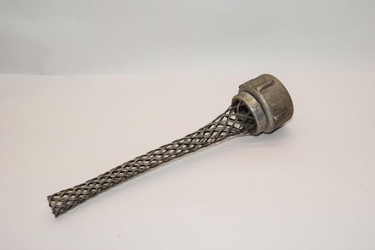 (NEW) PG 1018 1-29/32" Approximately 8.5" Strain Relief Grip Cord