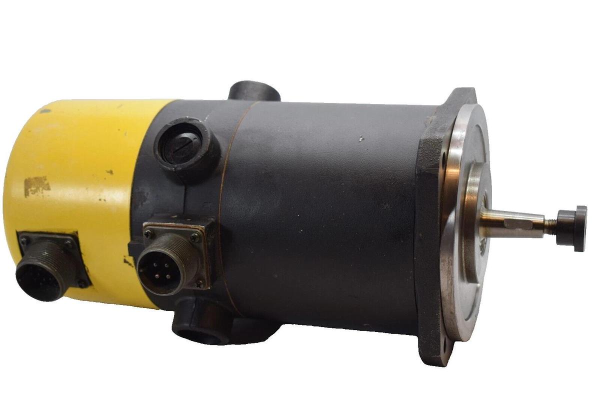 Used Fanuc DC Servo Motor OM A06B-0641-B011  A06B0641B011 2000M 2000rpm