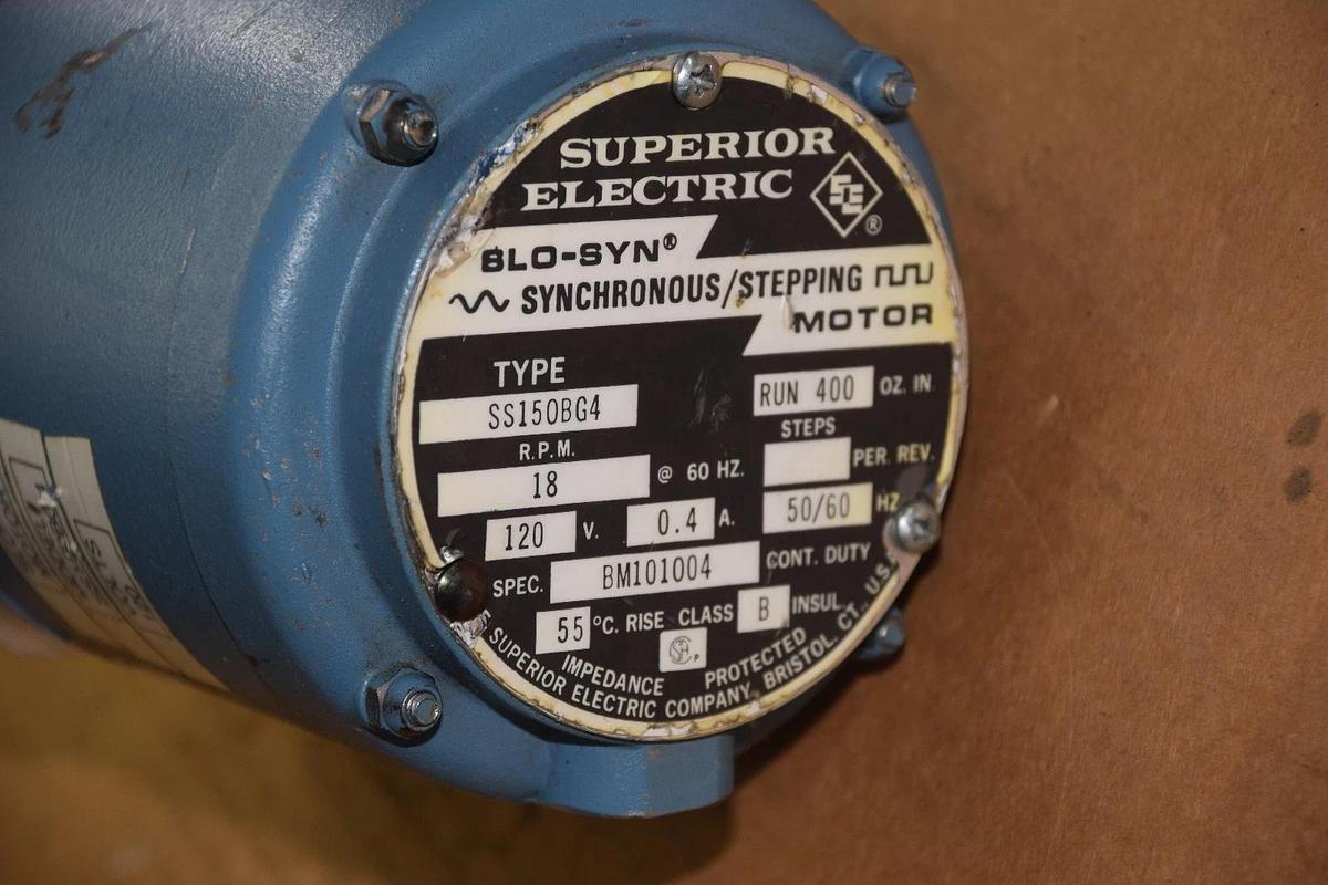 Used SUPERIOR ELECTRIC SLO-SYN SS150-BG4 SS150BG4 120V