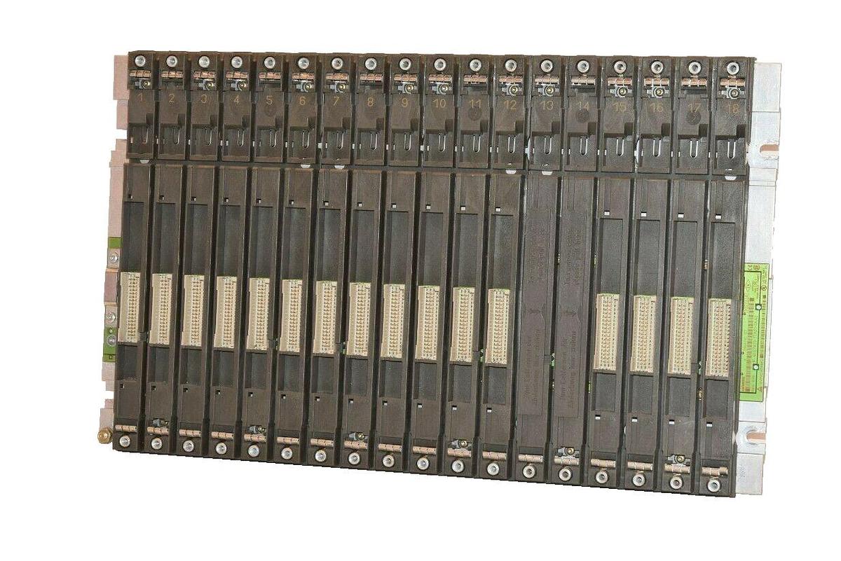 Used SIEMENS 6ES7403-1TA01-0AA0 Simatic S7 18 Slot PLC Rack 6ES7 403-1TA01-0AA0