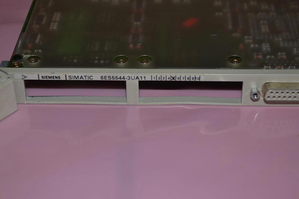 SIEMENS SIMATIC 6ES5544-3UA11 6ES55443UA11 COMMUNICATION MODULE (NOS)