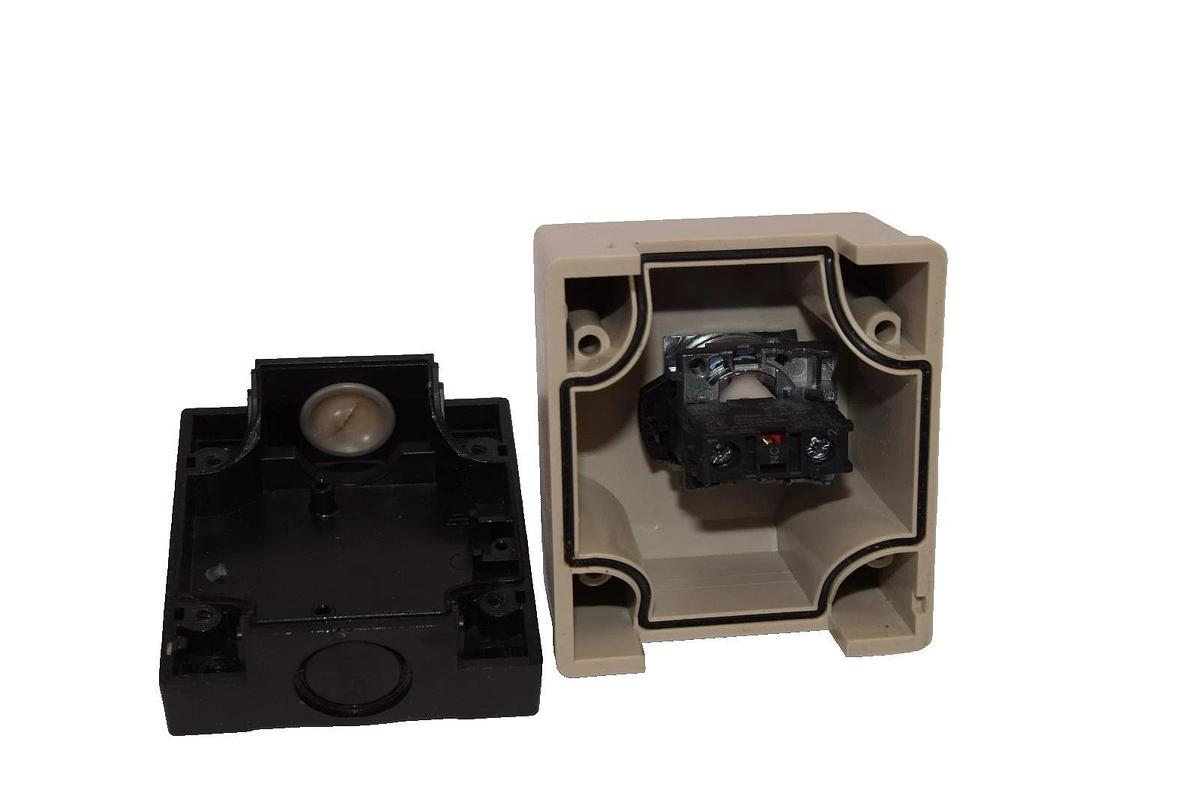 Used Tend Emergency Stop Switch - Lot of 2