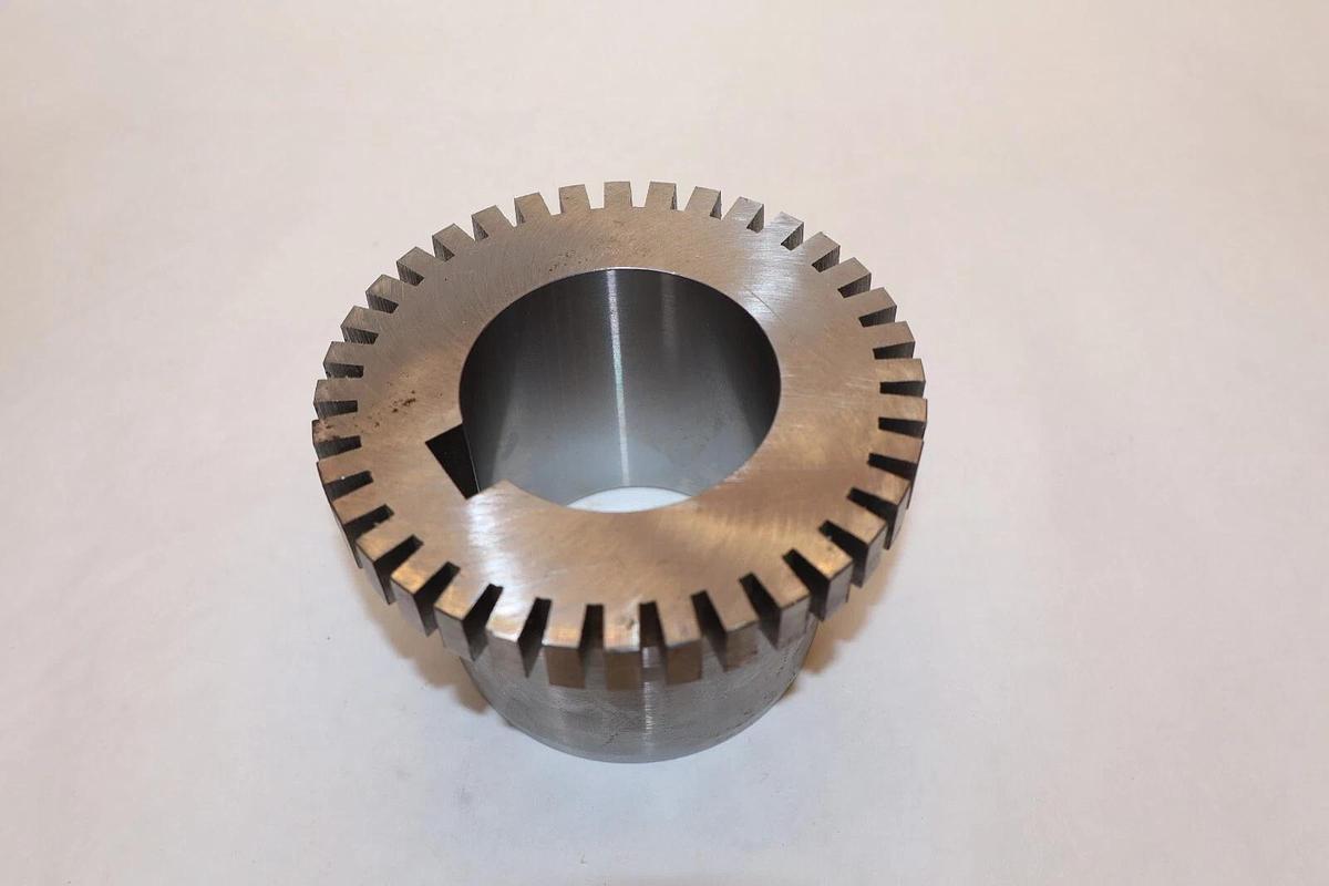 (NEW) REXNORD FALK HUB 1070T 2.375 1070Tx2.375