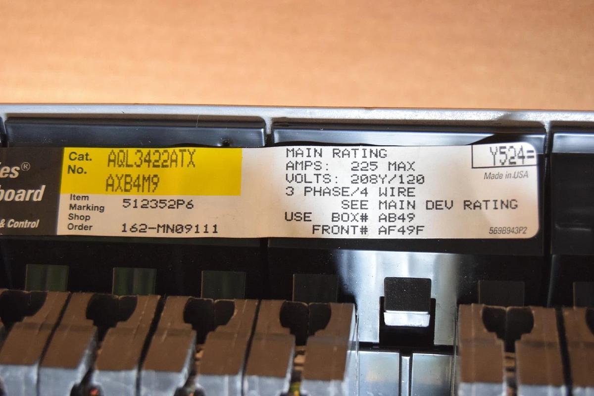 Used General Electric GE A Series 225A Panelboard Interior AQL3422ATX AXB4M9 3ph 4w