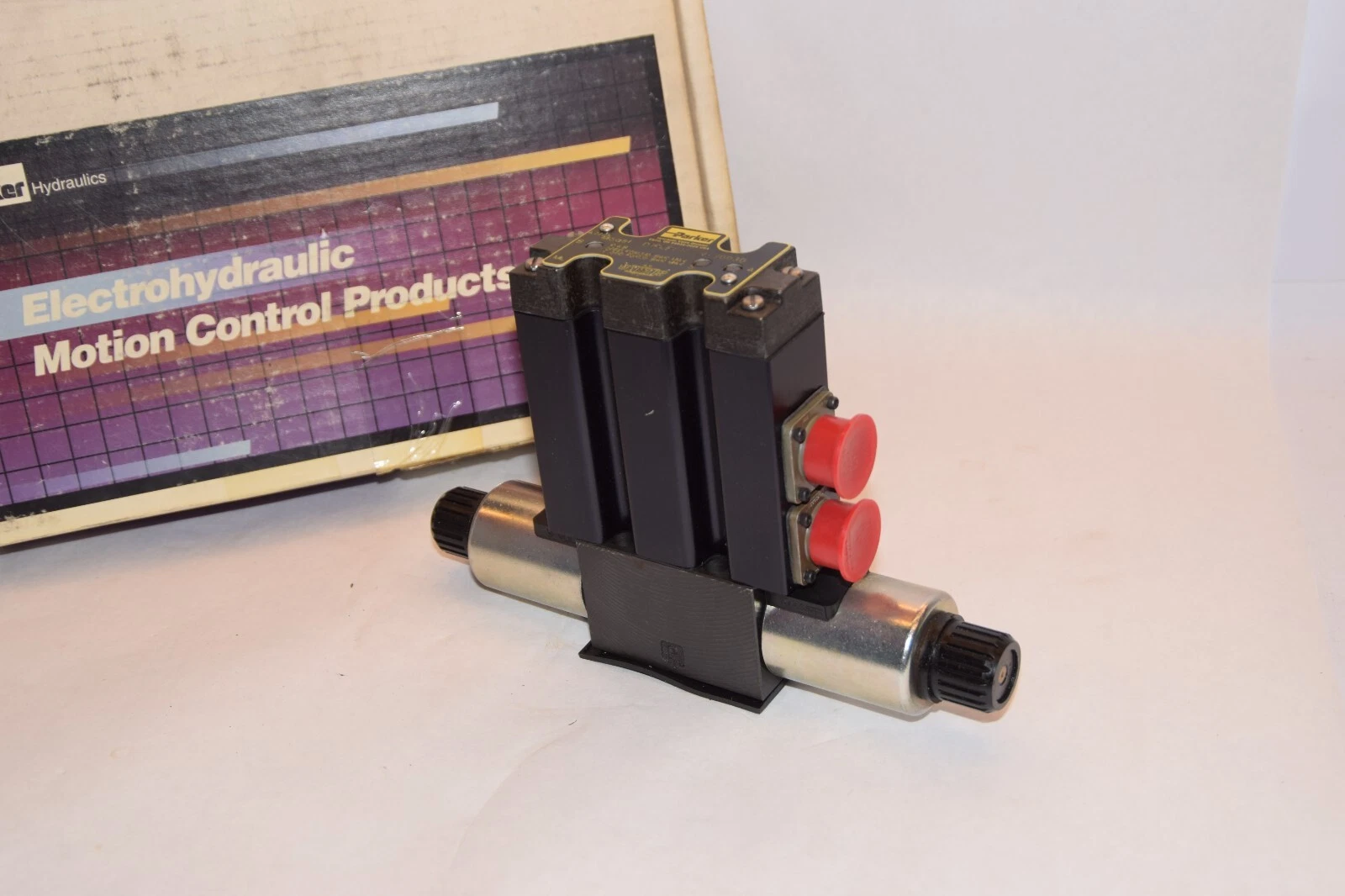 (NEW) PARKER D1FLE01CCNTJ0030 5000Psi 345Bar , 500psi 35Bar Servo Valve