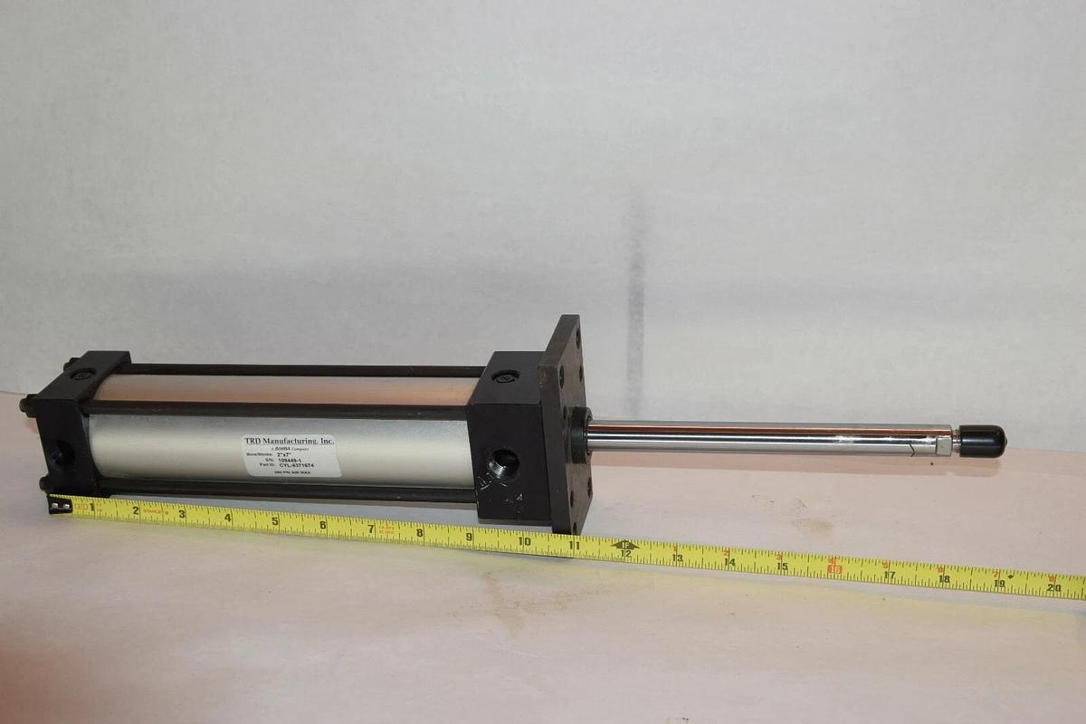 NEW TRD MANUFACTURING INC. CYL-6371674 2" BORE 7" STROKE PNEUMATIC CYLINDER