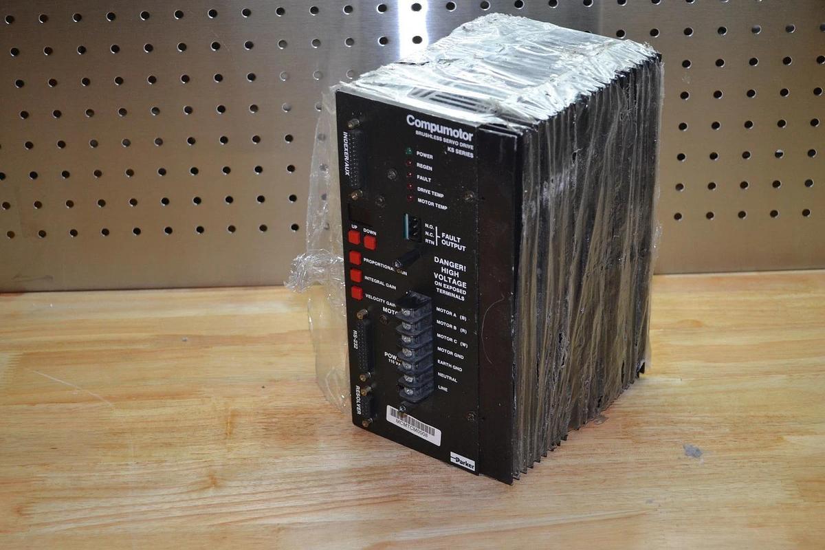 Parker Compumotor Brushless Servo Drive KS Series KSX-DRIVE-230 Rev: 3S NEW