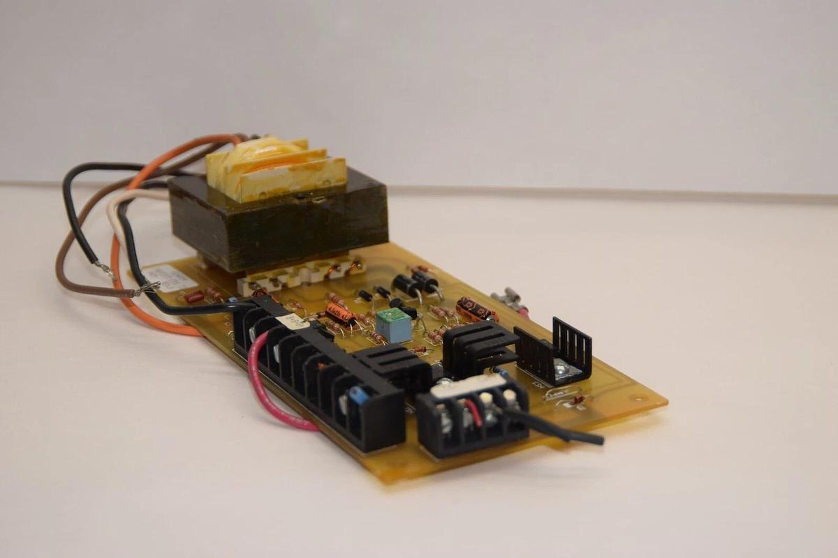 Used ENDICOTT COIL COMPANY INC. 10-01050 Rev E 0304959 Rev 6 Power Supply Board