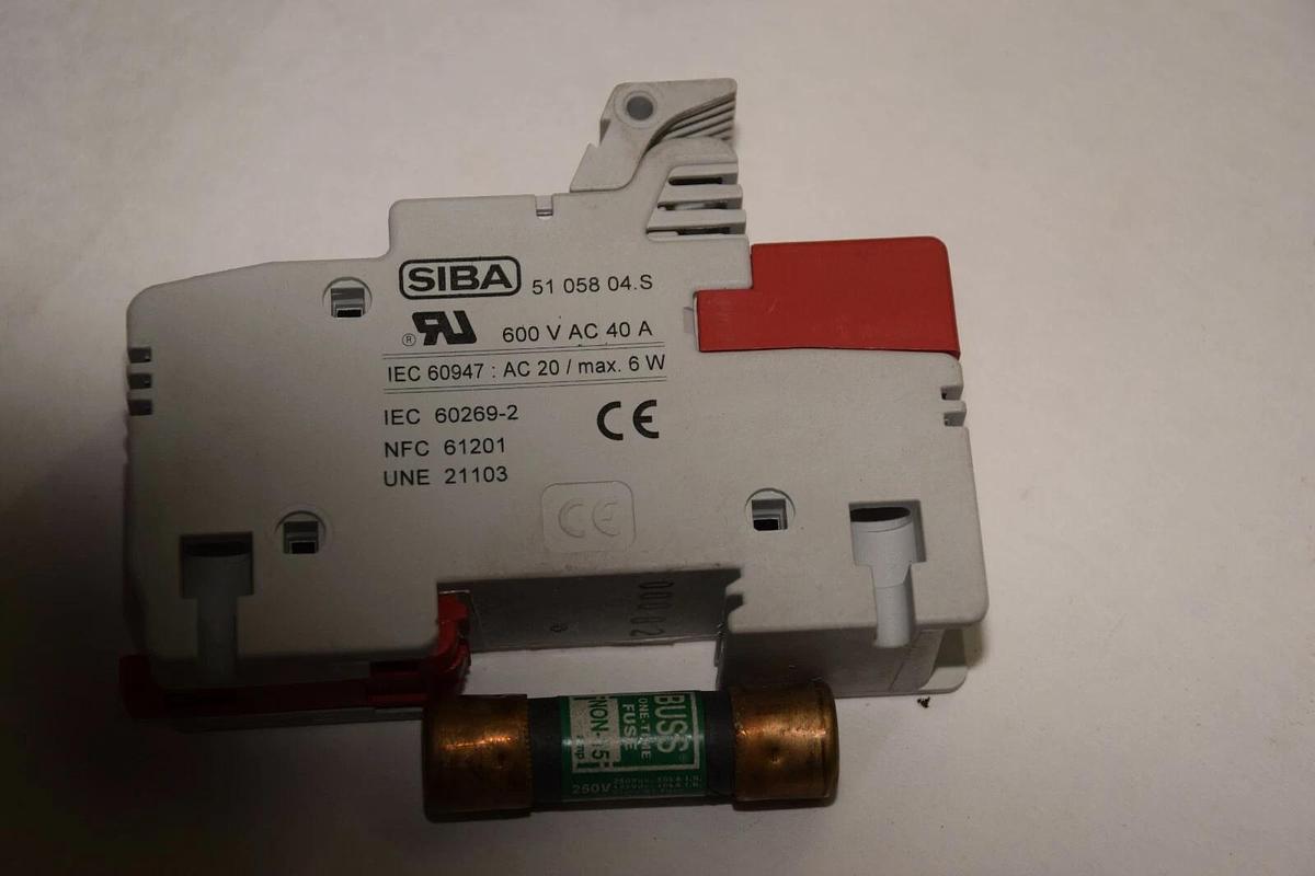 Used SIBA 14x51 51 058 04.S 5105804.S (With NON-15 15A FUSE) 600V AC 40A FUSE HOLDER