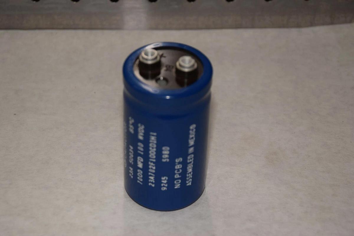 (NEW) GE 23A702F100CD1H1 23A 50034 700MFD 100WVDC CAPACITOR