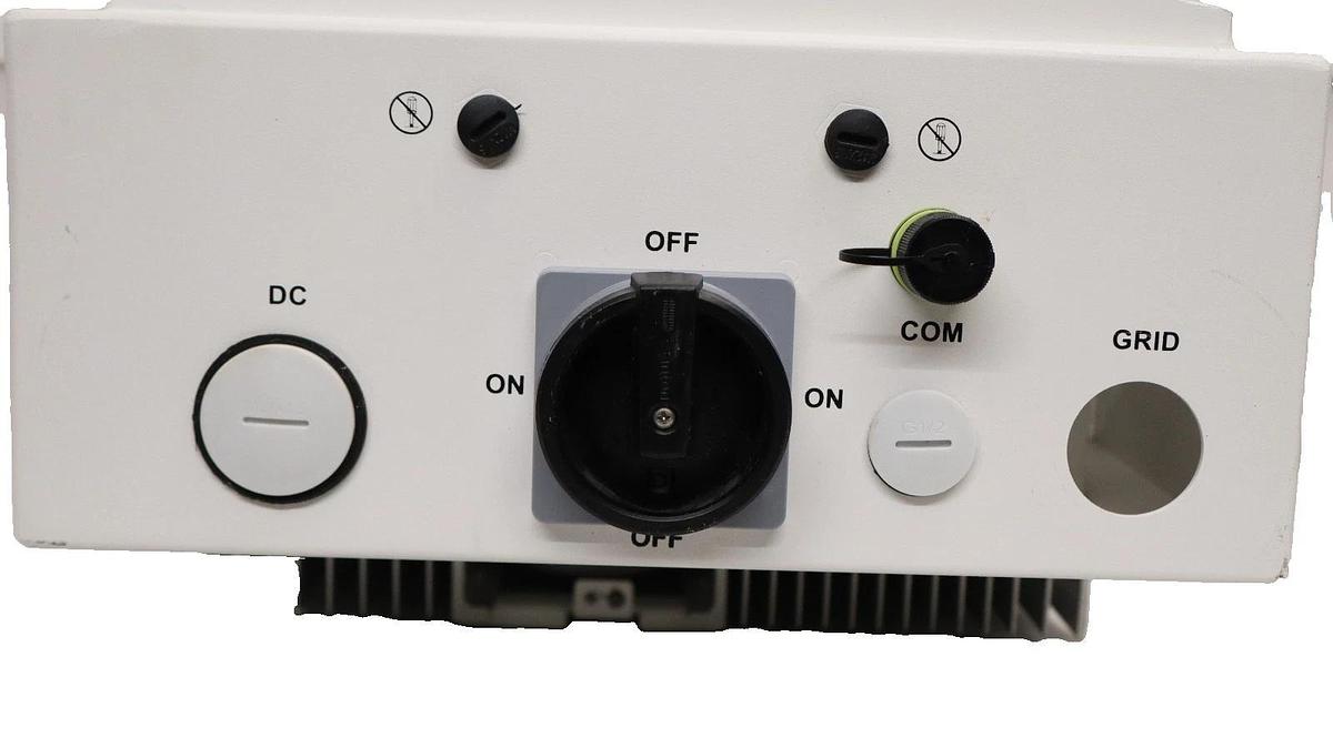 Used Solis Sunrun Non-Isolated Inverter Solis-1P10K-4G-US-SUN 600VDC Grid Support