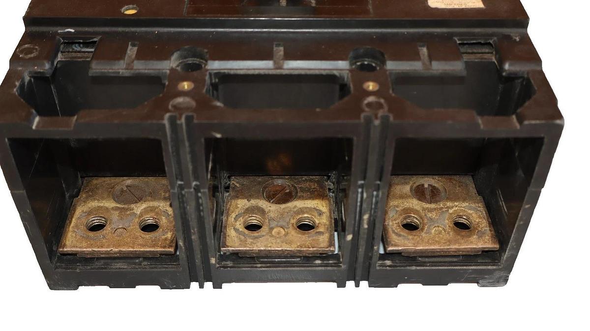 Used Square D Breaker MHP36450MT 450 AMP 600V  450A Magnetic Trip Adjustment