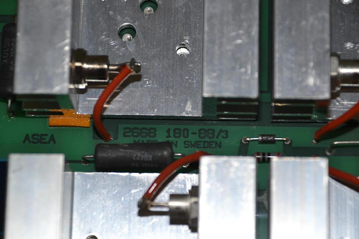 Used ABB ASEA SERVO BOARD 2668 180-88/3 YT212001-AE/1 YTEA 250-8 YTEA250-8