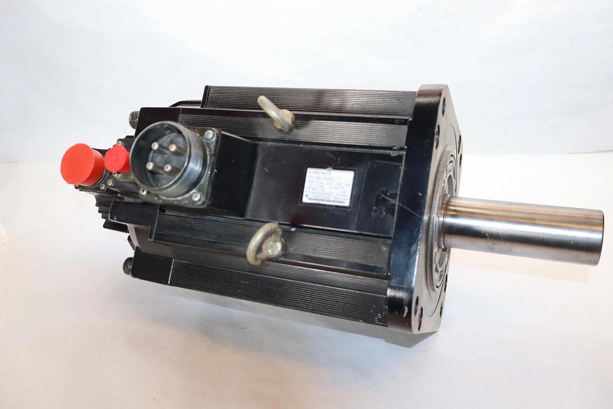 Used Yaskawa AC Servo Motor SGMG-55ASABC SGMG55ASABC 5500w 200v 1500r/min 42.1a