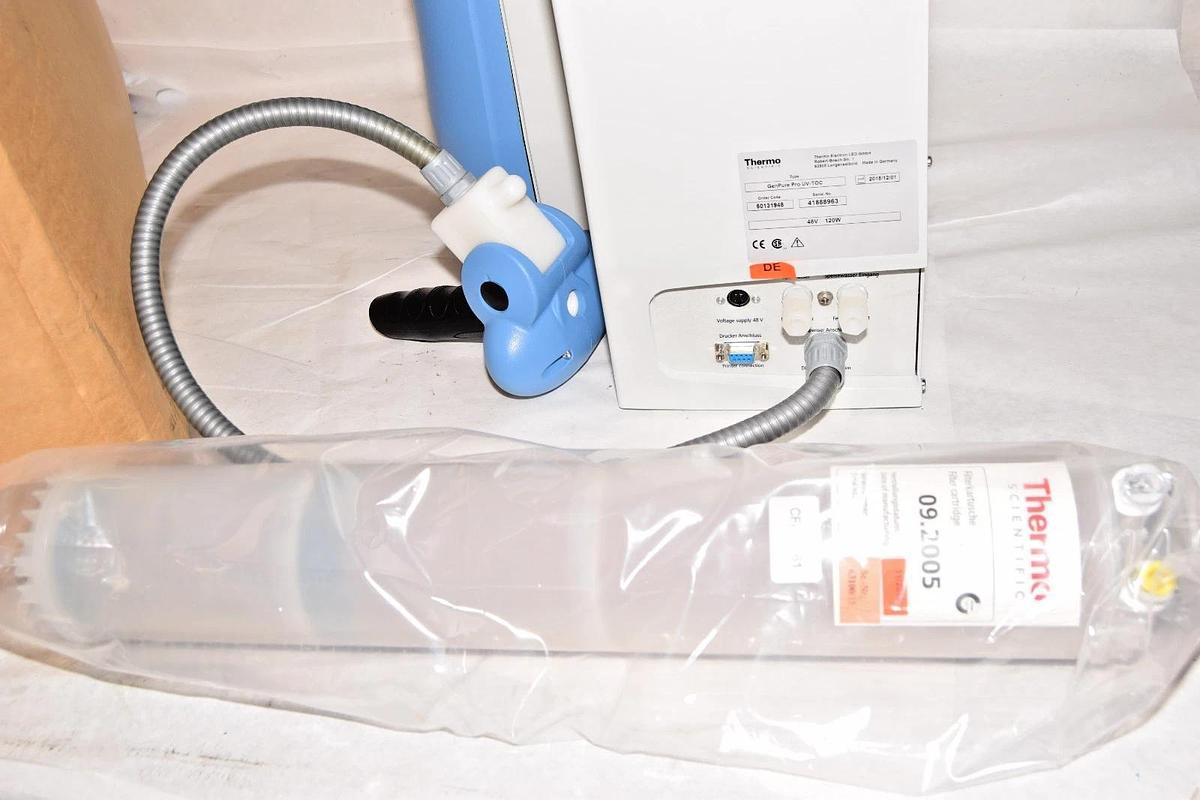 Thermo Fisher Scientific GenPure Pro UV-TOC 48v 120w 50131948 NEW cosmetic crack