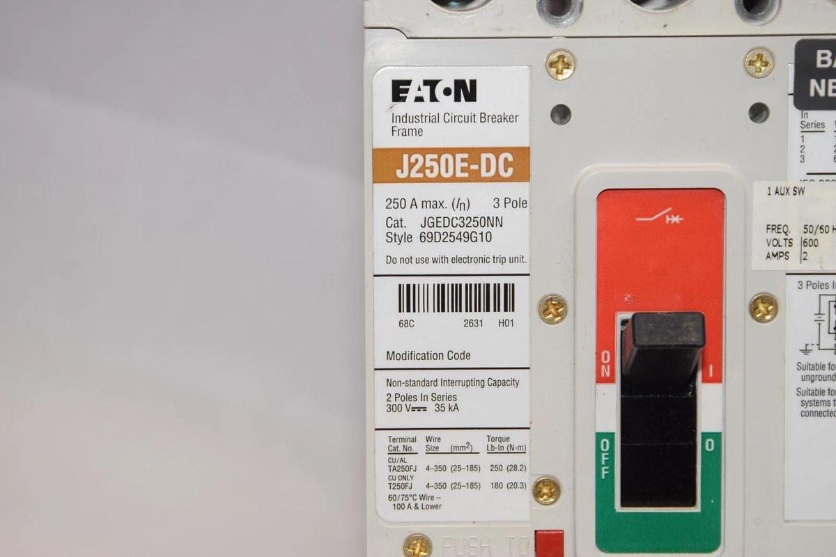 CUTLER HAMMER EATON JGEDC3250NN J250E-DC 250A w/ 125A Trip Breaker New Takeout