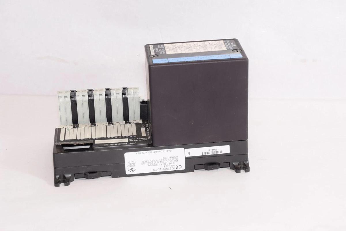 Used GE FANUC IC670CHS002E 24Vdc  I/O Base 2 Tier Box Terminal IC670MDL730J