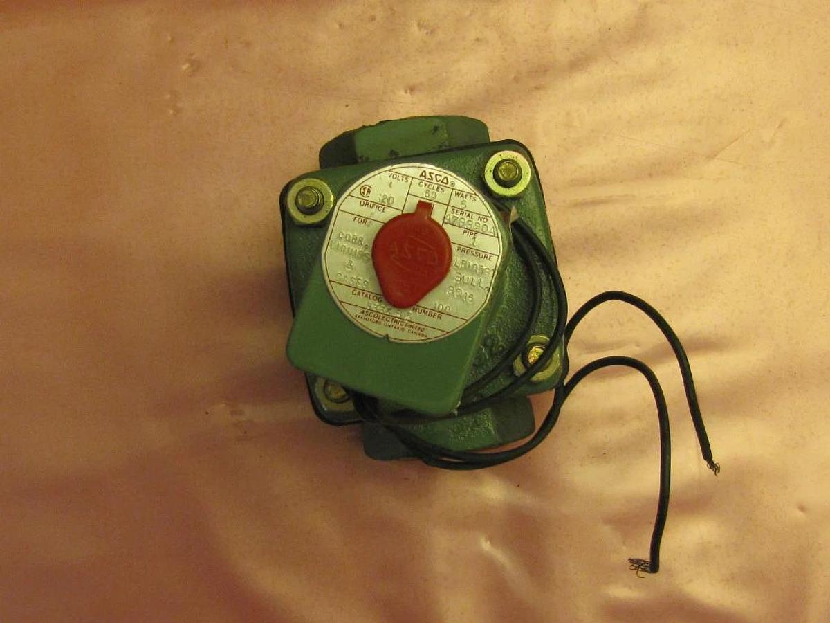 ASCO Valve 8335B5 1"  120V NEW