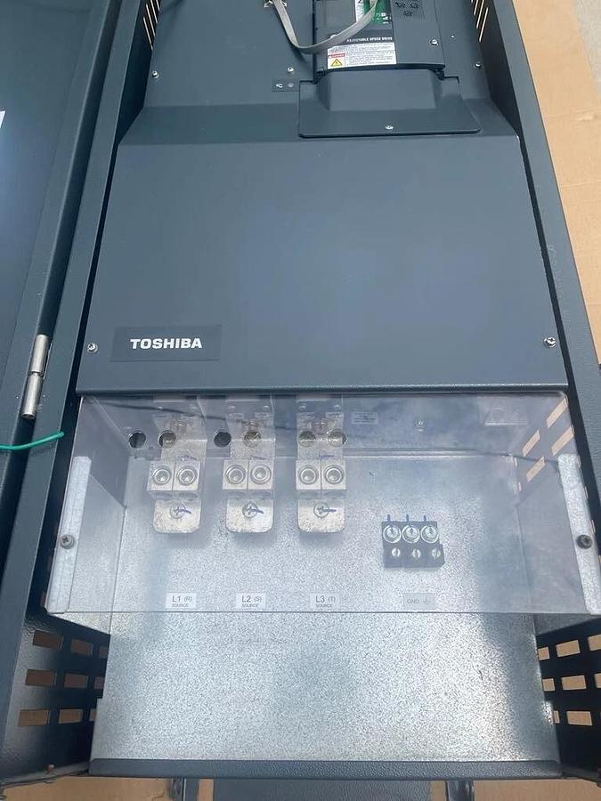 Used Toshiba Transistor Inverter G9 Adj Speed Drive VT130G9U415K 150kva 150hp 380/480