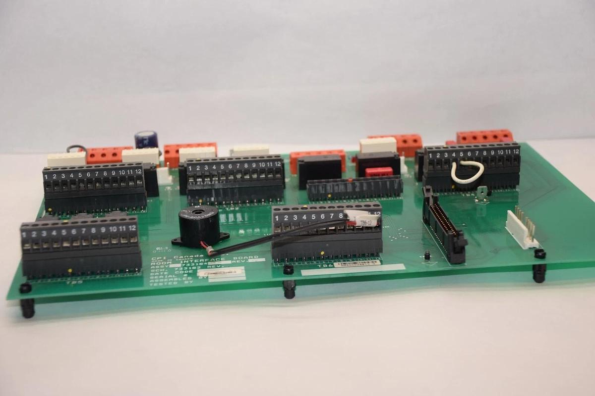 Used CPI CANADA 733184 00 , 733182 Room Interface Board Card
