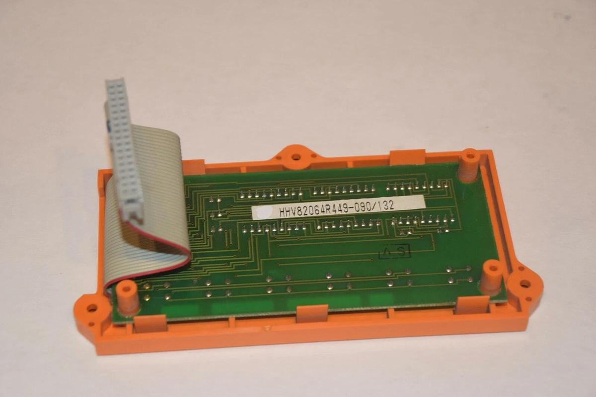 Used Lenze 6900 Front display board Keypad  HHV82064R449-090/132