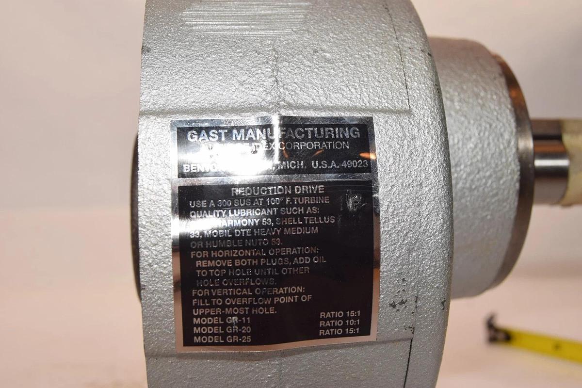 Gast Reduction Drive Speed Reducer Gear Box AH27B GR-25 GR25 15.1 (NOS)