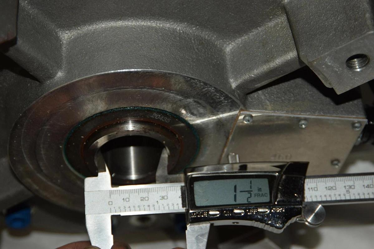 MIDWEST BRAKE 9824H1338338066Y 47 ft lbs 460v 1-1/2" 9824-H1338-3380-66Y NEW