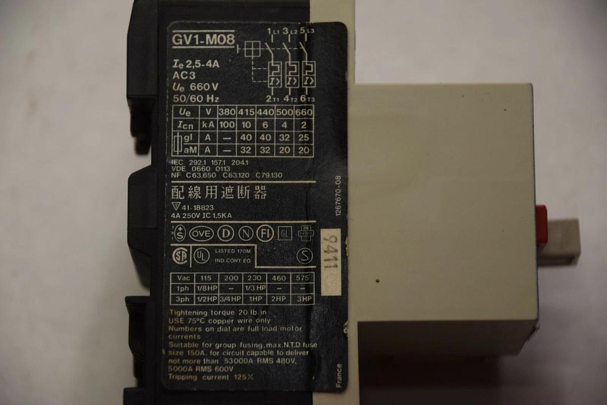 Used TELEMECANIQUE GV1-M08 W/GV1-A01 2,5-4AMP 660V 50/60Hz MANUAL MOTOR STARTER