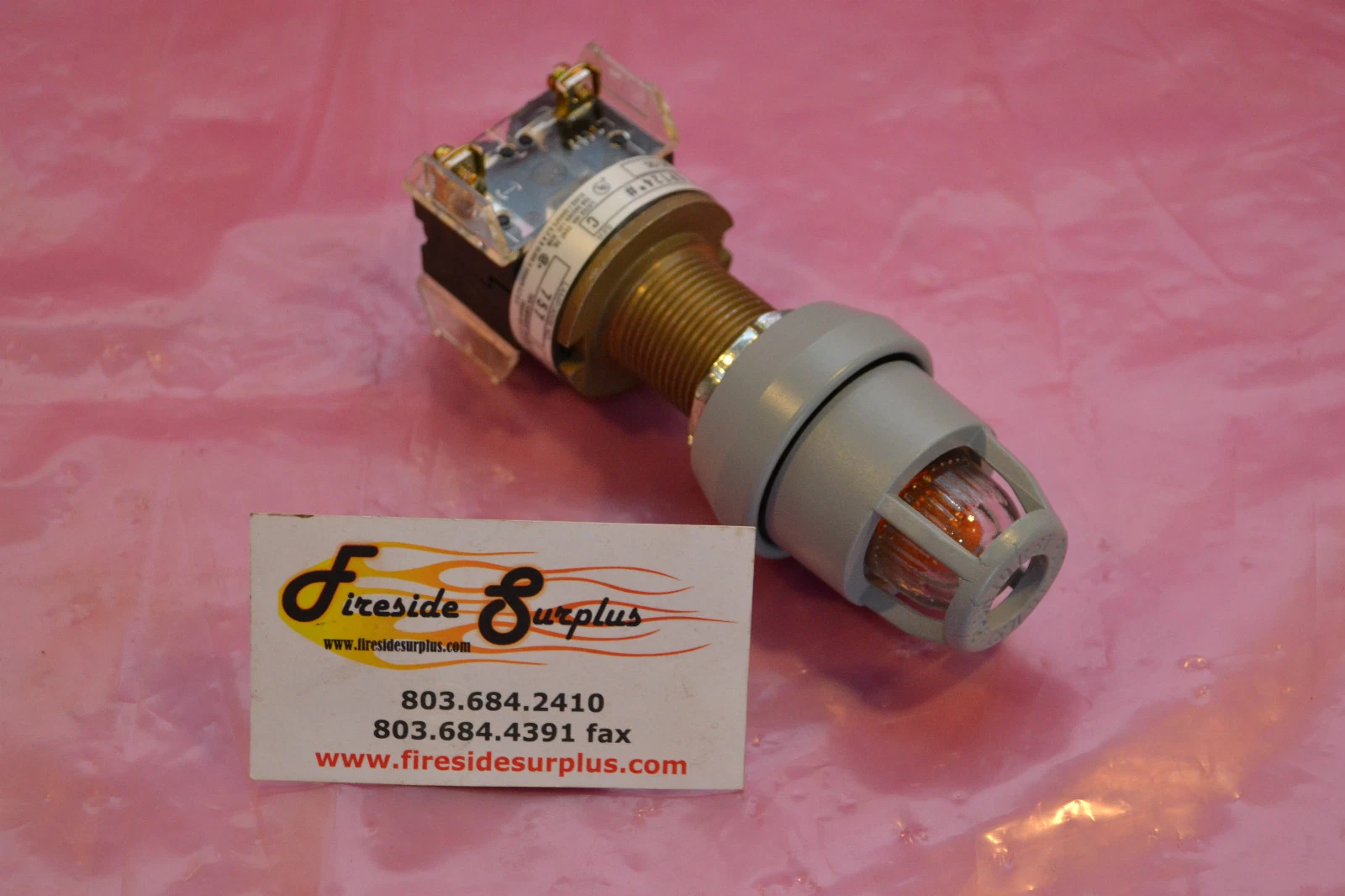 ALLEN BRADLEY Pilot Light 800H-QPT24O 800H QPT24 800HQPT24O ORANGE SER. C NEW