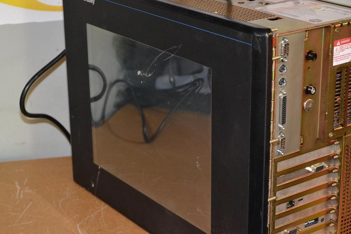 Used Allen Bradley 6180 6180-ADKDFGDZCCZ Ser B Operator Interface