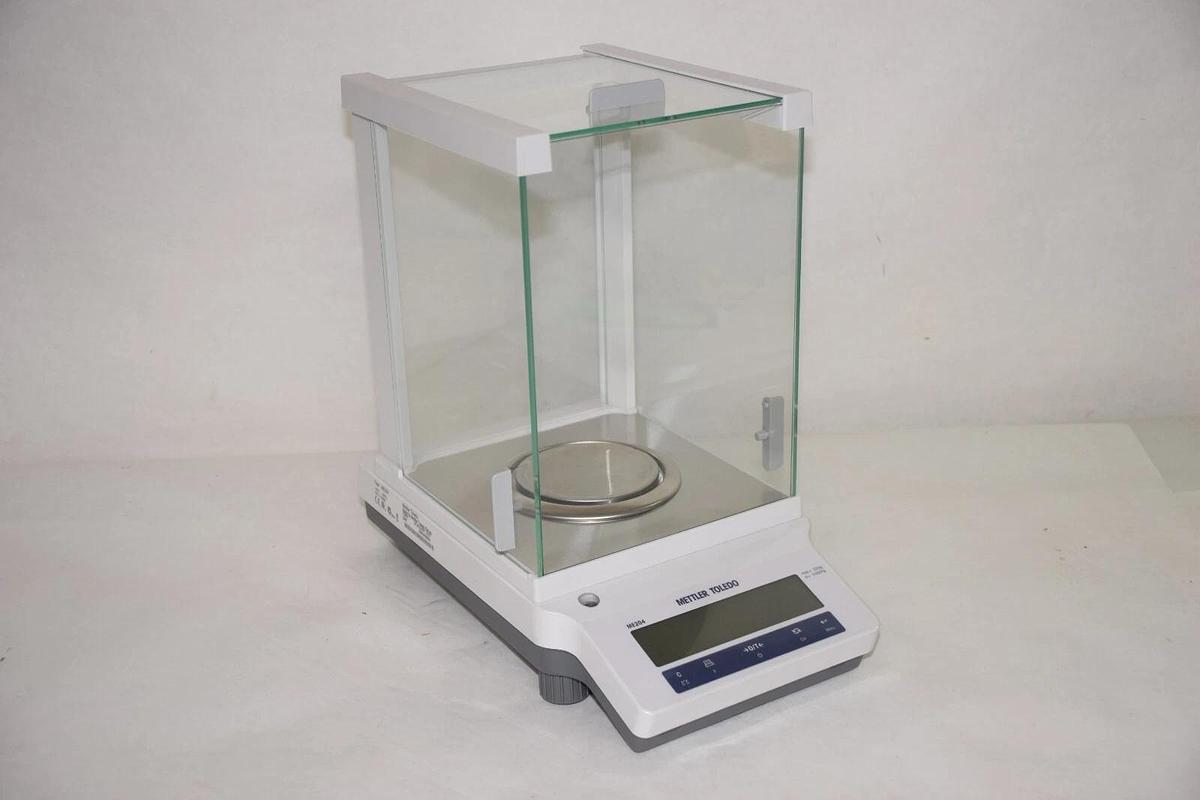 (NEW) METTLER TOLEDO ME204 12-0.84A Analytical Balance Scale