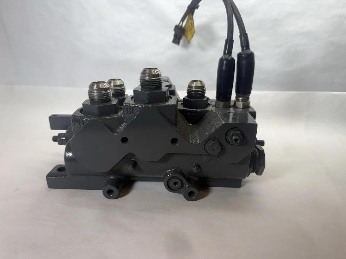 Used Altec Vermeer Prince Hydraulic Valve 1 Spool Valve block 1139 DB8505-800 AE21