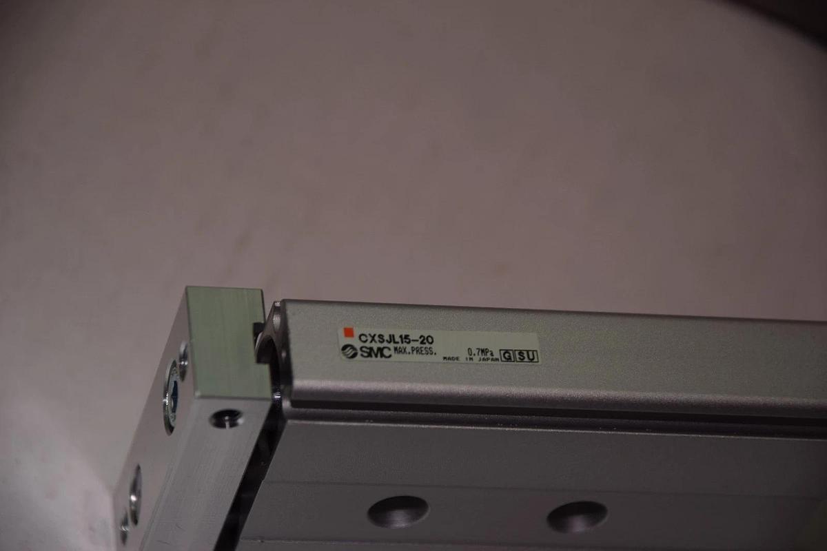 SMC CXSJL15-20 CXSJL1520 0.7MPa PNEUMATIC CYLINDER NEW
