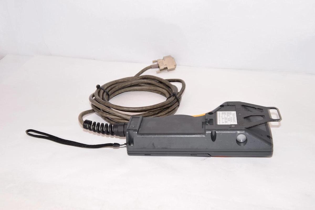 Used Toshiba Teach Pendant Controller TP1000-6AX TP1006AX X8TPC-03A TP1000