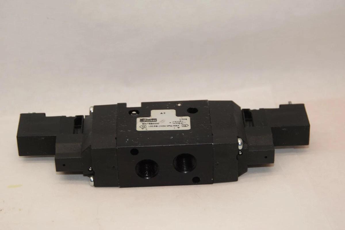 (NEW) PARKER B5J1BB553C 150psi P2E-KV31F 115/120V Coil Solenoid Valve