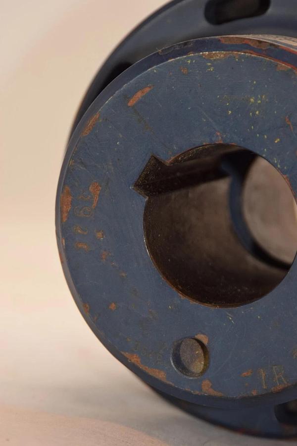 Used NEW VULKAN IR 39593322 GE168 PB85 392D 1G0168E50 2-1/8" 1-31/32" Flex Coupling