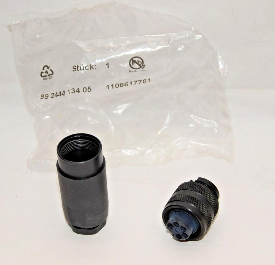 SIEMENS 1106617781 7/8" 5-Pin Receptacle (NEW)