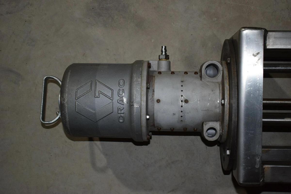 Used Graco President Air Powered Pump 218-767 & AIR MOTOR 205-038 w/ SS stand