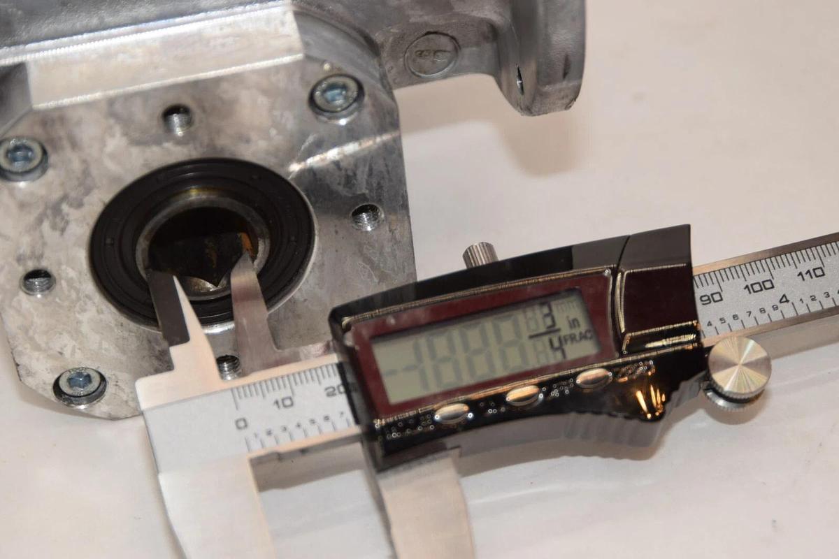 Used REXROTH 3842527866 12:1 Gear Reducer Box Gearbox