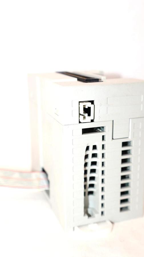 Used MITSUBISHI ELECTRIC FX5-20PG-P , FX520PGP 5/24Vdc 5mA Programmable Controller