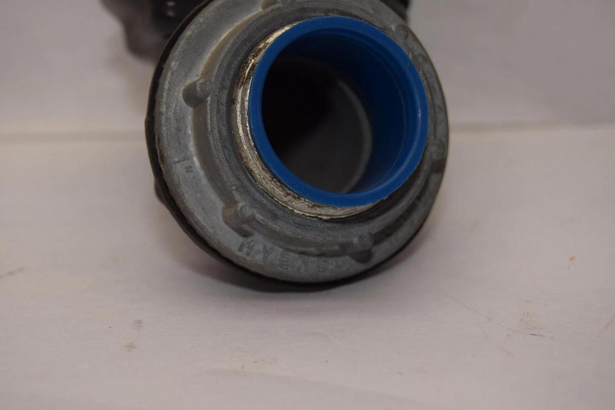 MYERS 1" Hub 90° PVC Coated Conduit Connector Fitting 90 Degree (NEW)