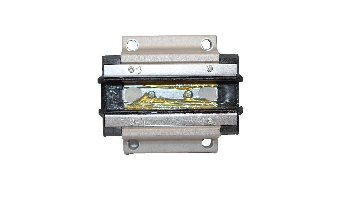 (NEW) THK HSR20 Linear Bearing Block