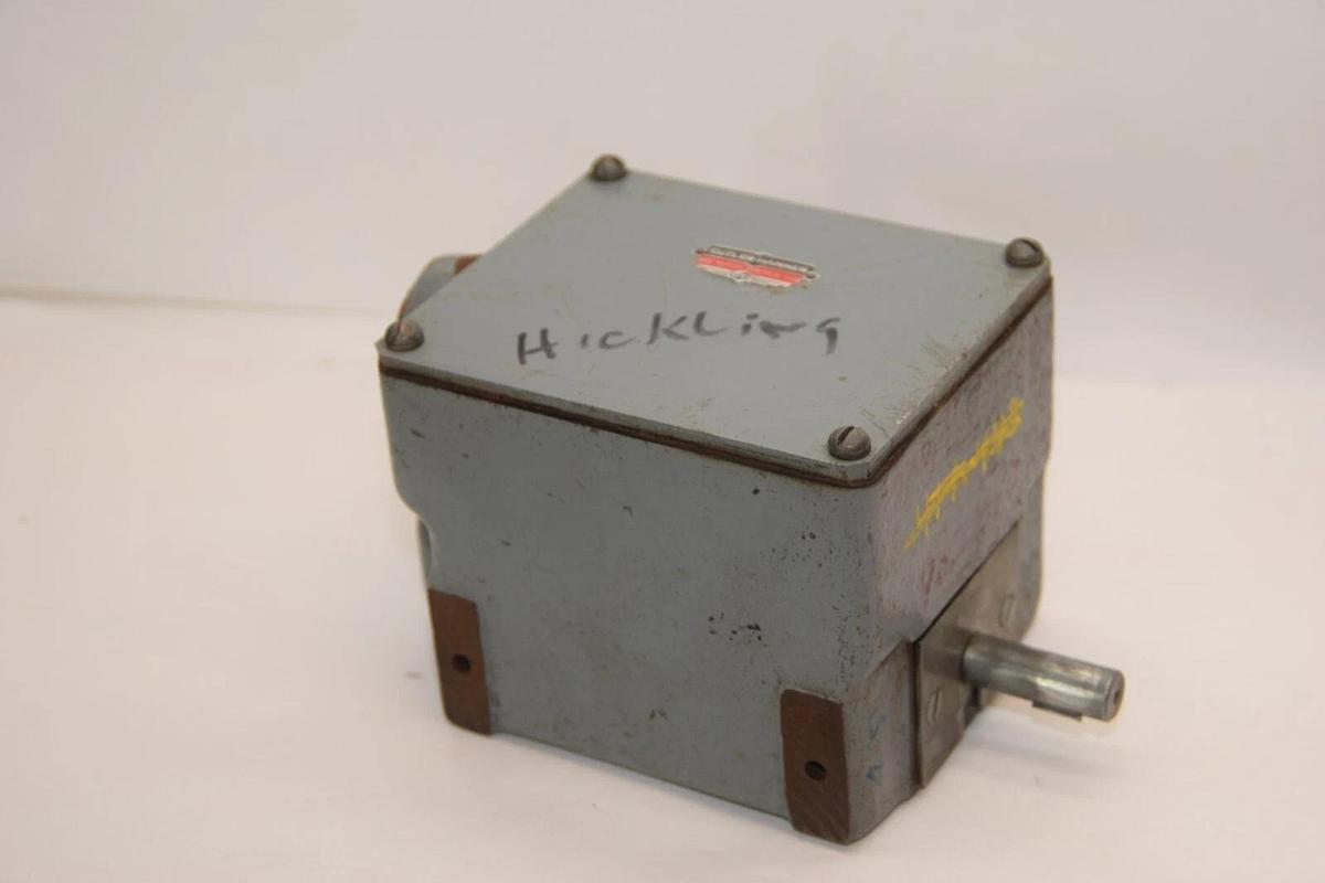(NEW) CUTLER HAMMER 10316H54B Rotating Shaft Limit Switch (vintage 1947)