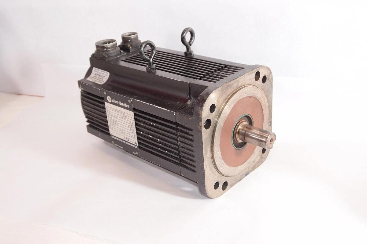 Used ALLEN BRADLEY 1326AB-B515E-21-L , 163831 460V 3PH 2.44kW 3200rpm Servo Motor