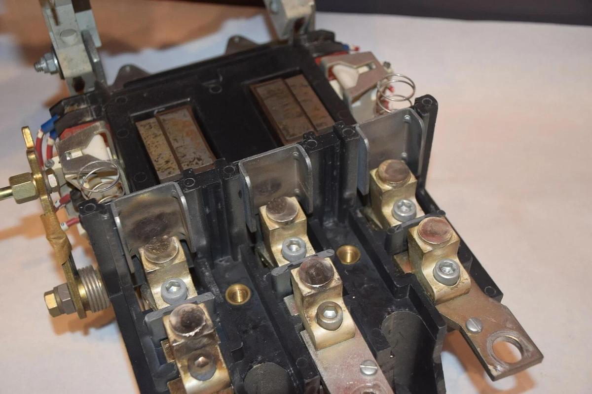 Used Westinghouse Contactor Size 5 A201KGC Sz5 Motor Starter Coil 120V (contacts 95%)