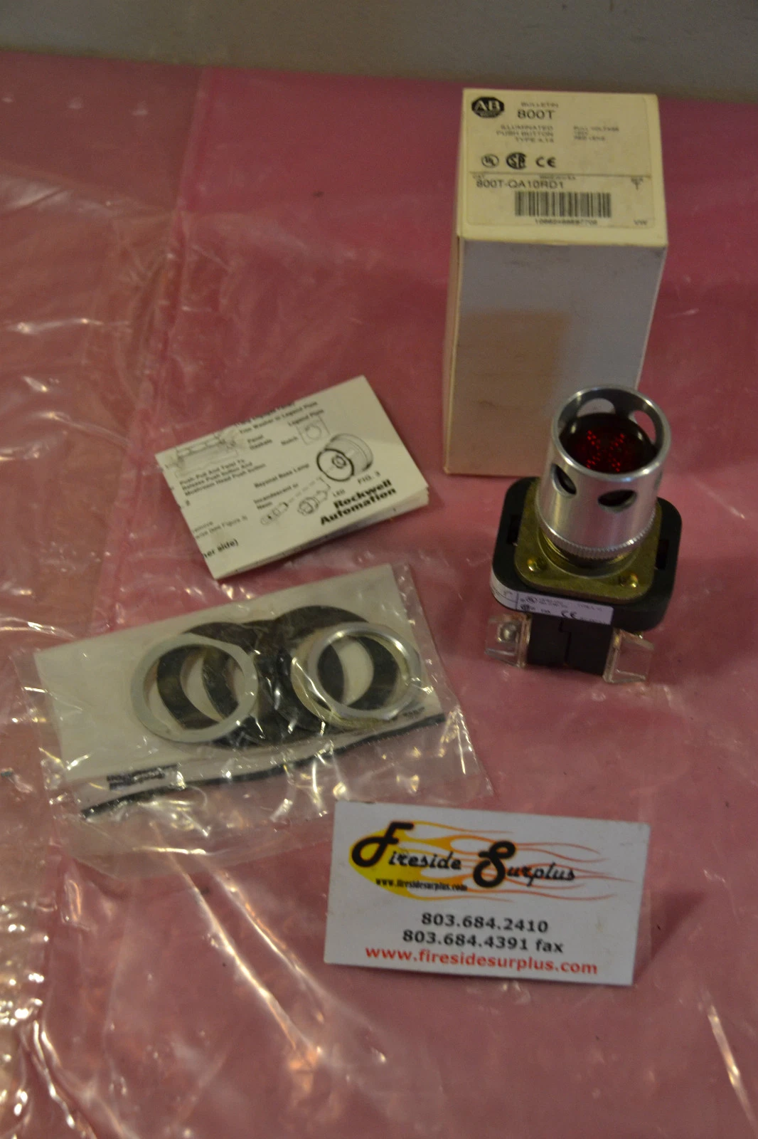 ALLEN BRADLEY ILLUMINATED PUSH BUTTON 800T-QA10RD1 800T QA10RD1 RED NEW