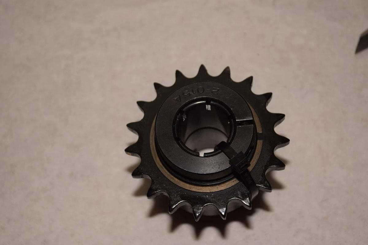 Used New) Sealmaster  40X19 1" Idler Sprocket bearing sz 40 19 teeth  1" bore, 2-015A