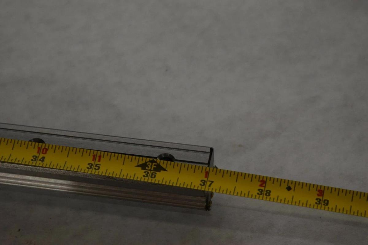 (NEW) THK HSR25A2ZZ+940L G=20 940mm Length 23mm Bar Width Linear Guide